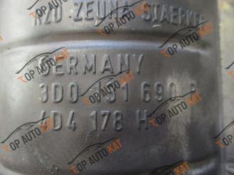 3D0131690P4D4178HZeunaStarker